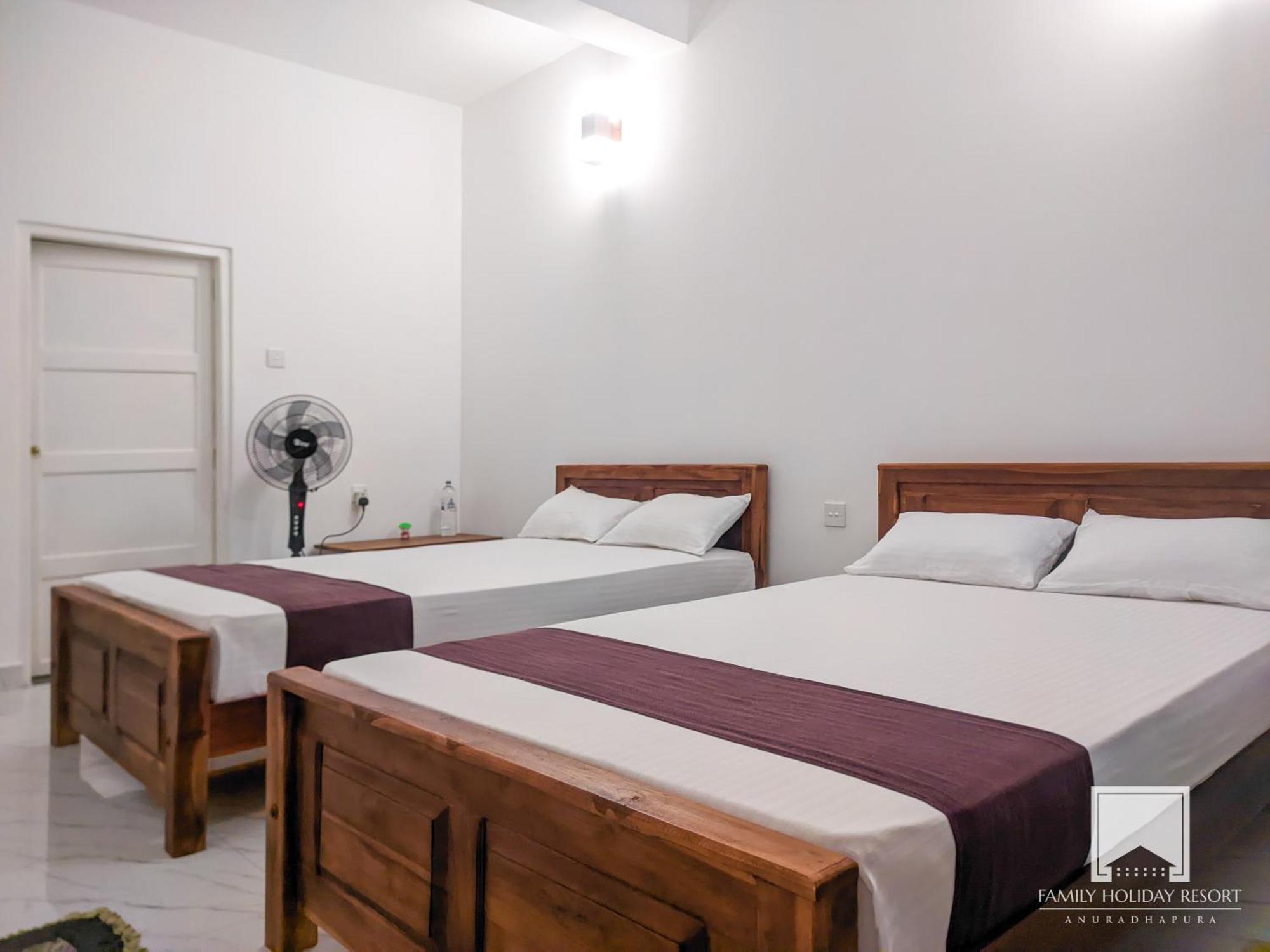 Family Holiday Resort Анурадхапура Екстериор снимка